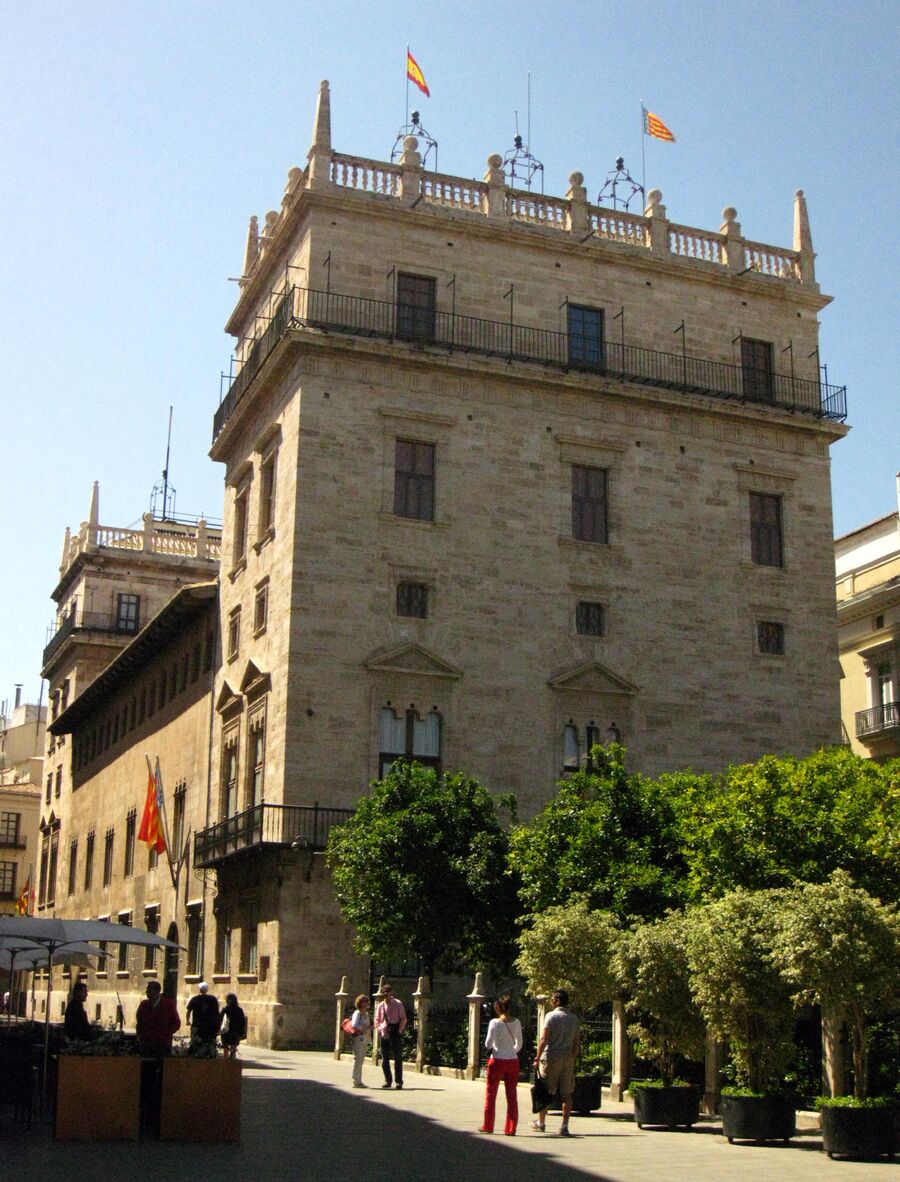 Torre antigua del Palau de la Generalitat Valenciana