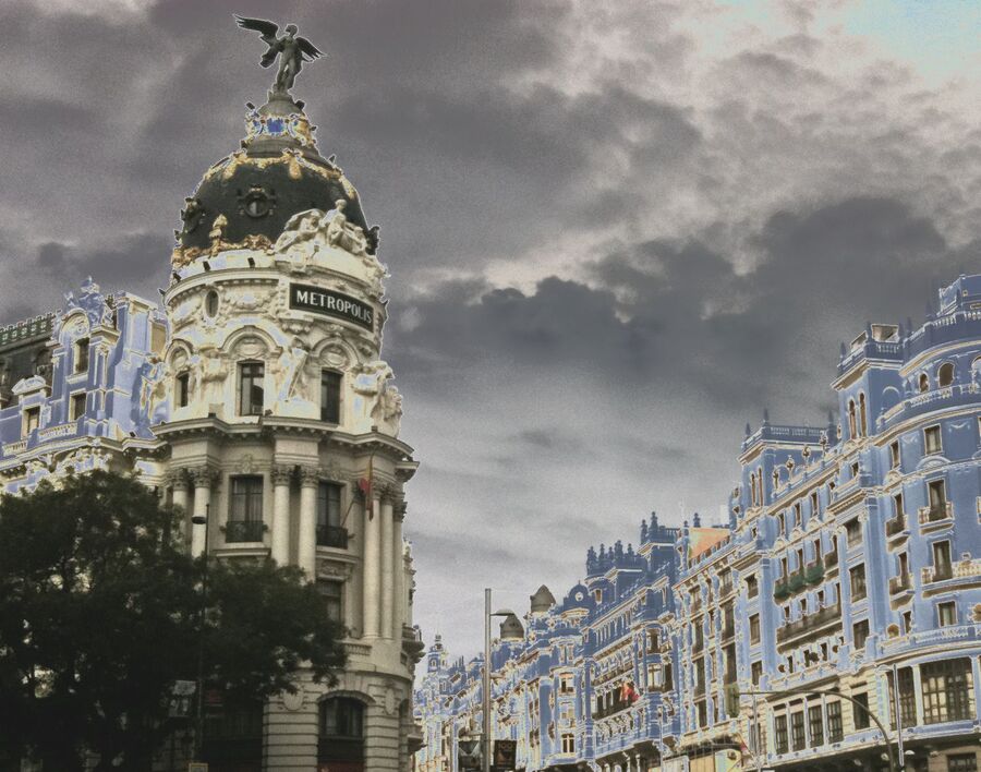 Edificio Metrópolis en la esquina de la calle de Alcalá con Gran Vía