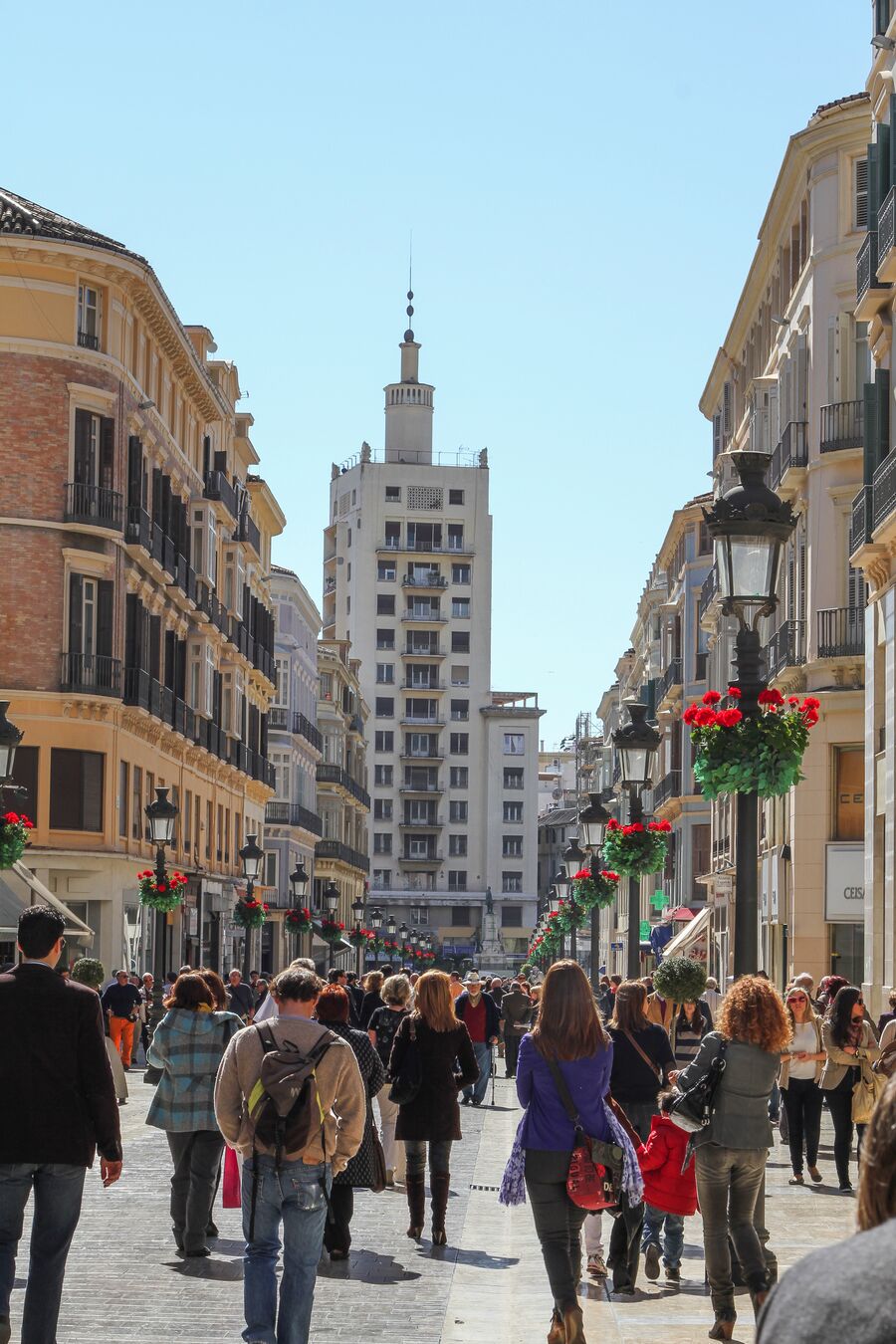Calle Marqués de Larios de Málaga, peatonal y con edificios uniformes