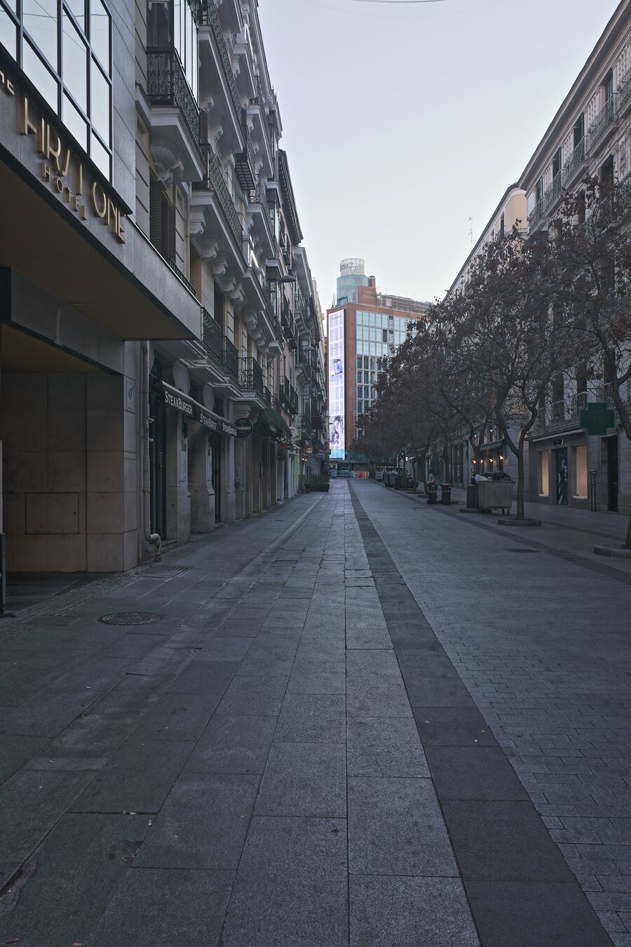 Calle Preciados de Madrid, peatonal y con comercios