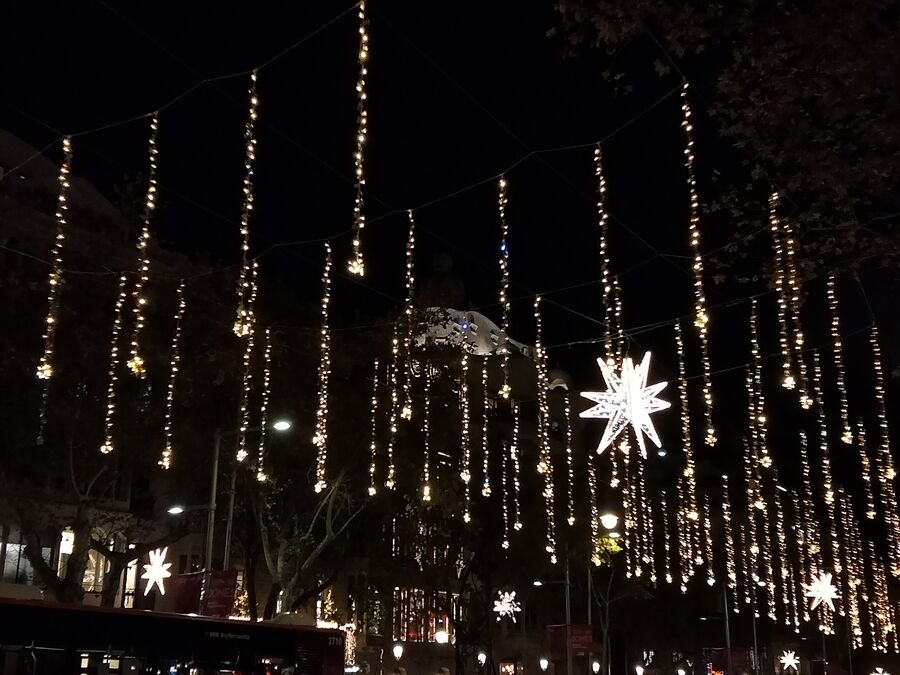 Paseo de Gracia de Barcelona con su alumbrado