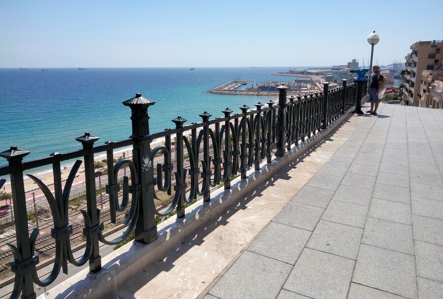 Balcó del Mediterrani al final de la Rambla Nova de Tarragona