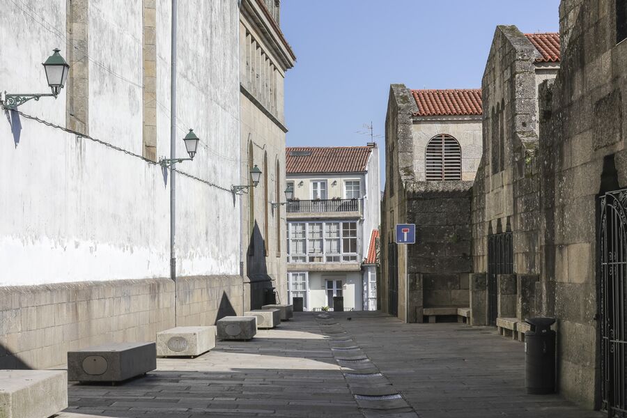 Calle junto al mercado de Abastos de Santiago de Compostela